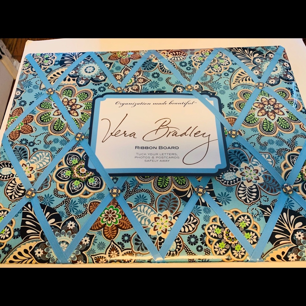 NWT Vera Bradley Ribbon Board in Bali Blue